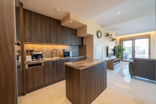 Naturalia Grey Luxury Villa - Private Pool - Sleeps 8