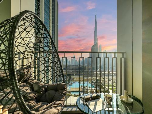Amazing Burj Khalifa Views with Direct Dubai Mall Access, 2BR Apartment in Downtown Dubai
