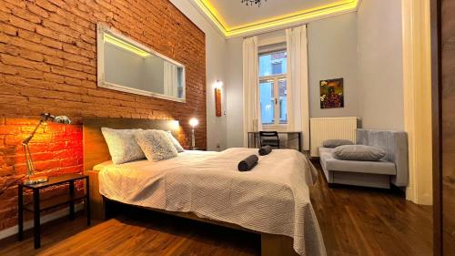 V6 Apartment by Small Home Budapest
