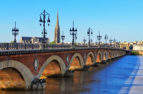 Magnifiques Appartements Climatises En Plein Coeur Des Chartrons