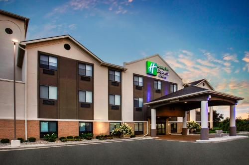 a rendering of a hotel with the front of the building at Holiday Inn Express Hotel & Suites - Belleville Area by IHG in Belleville