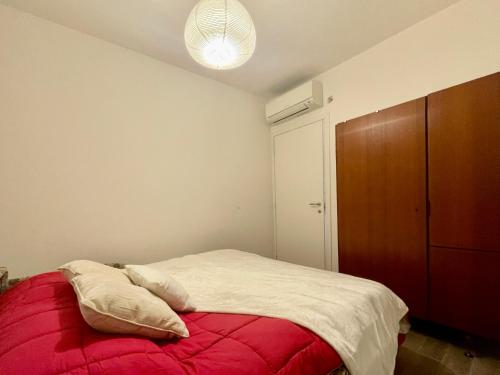 Φωτογραφία από το άλμπουμ του 3-room apartment with sea view, A/C & Free Parking σε Ranzi