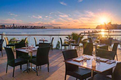 Hotel Maya - a DoubleTree by Hilton Hotel Image