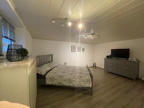 מיטה או מיטות בחדר ב-Haus Lärche