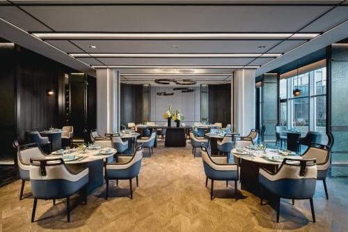 Ruang duduk di Crowne Plaza Ezhou by IHG