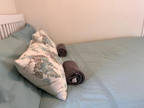 Katil atau katil-katil dalam bilik di 3 Bed in Langtree 58822