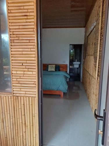 Katil atau katil-katil dalam bilik di Pù lè house