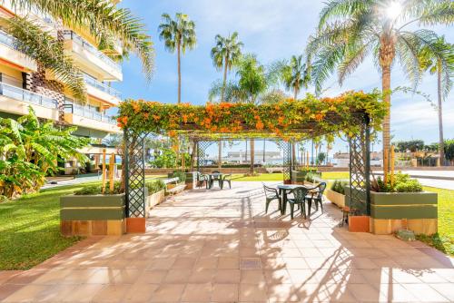 La Carihuela Beachfront II - Comfort, Style & Sea Views