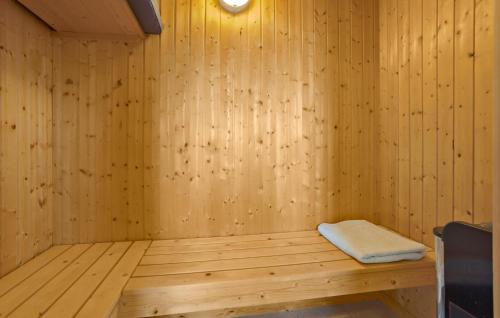 Galería fotográfica de Beautiful Home In Brenderup Fyn en Bro