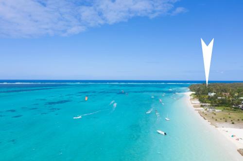 Beachfront house pointe d'esny