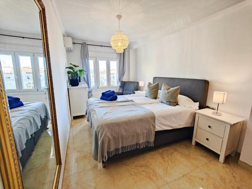 AP392 - Casa Mia Coronado