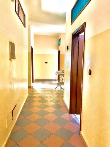 コトヌーにあるFK GUEST HOUSEのギャラリーの写真