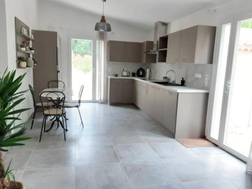Kuchyň nebo kuchyňský kout v ubytování Bastide Provencale