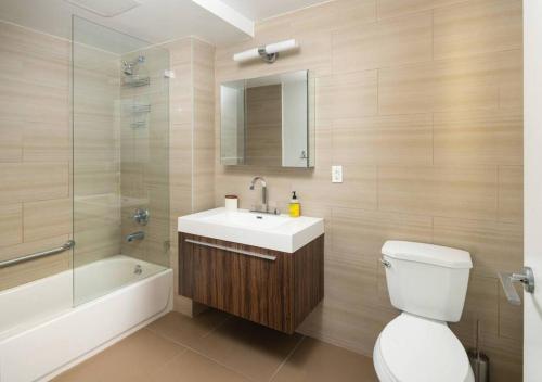 A bathroom at Stunning One Bed One Bath At UES