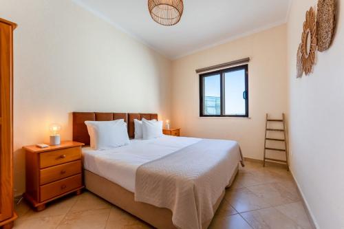 Wonderful 3 BDR Duplex W/ Terrace by LovelyStay