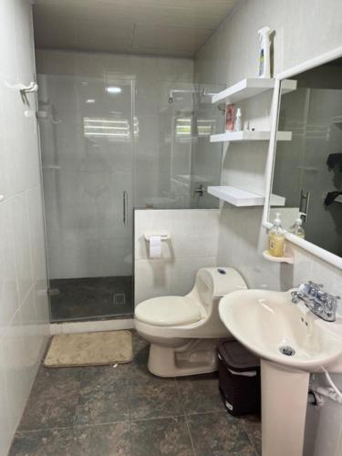 Koupelna v ubytování Finca Los Abuelos