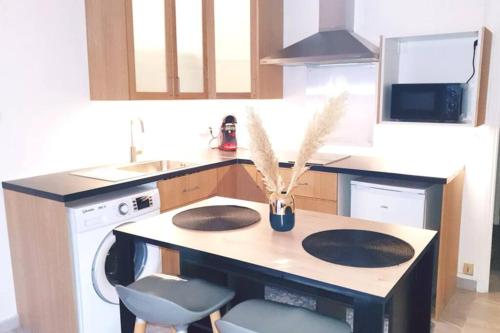 Photo de la galerie de l'établissement Studio -Centre-ville- Entrée autonome, à Marseille