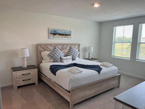 Brand new lux townhome close to Disney photo 3
