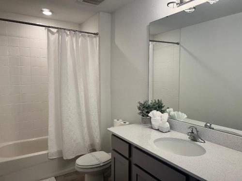 Brand new lux townhome close to Disney photo 4