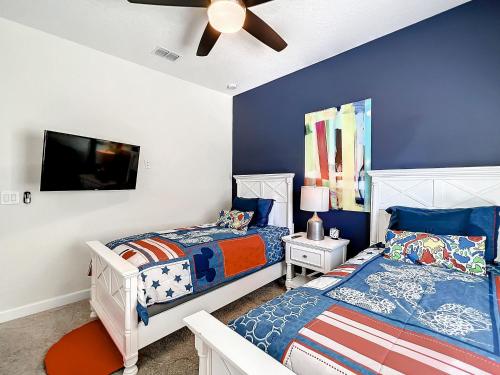 Stunning 5 bedroom house near Disney photo 3