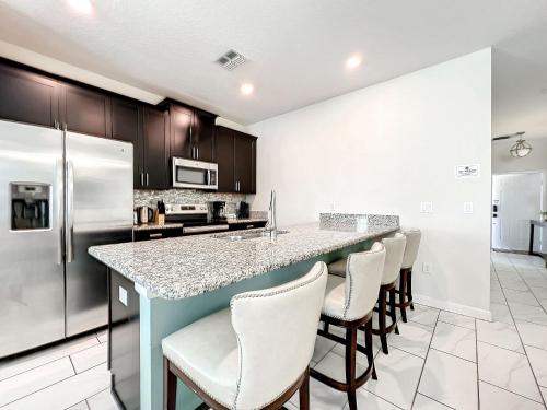 Stunning 5 bedroom house near Disney photo 18