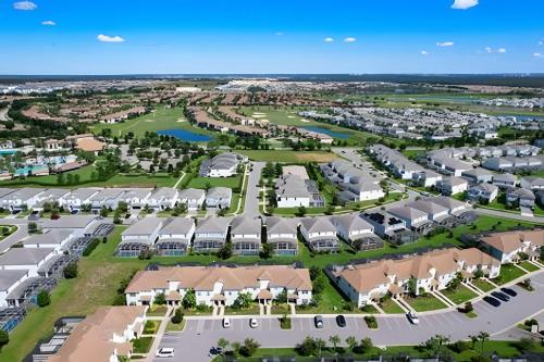 Stunning 5 bedroom house near Disney photo 42