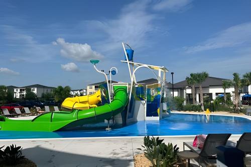 Stunning 5 bedroom house near Disney photo 46
