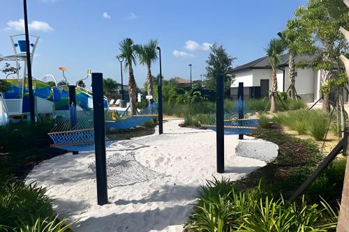 Stunning 5 bedroom house near Disney photo 56