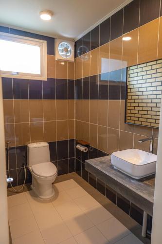 Sutera Sanctuary Lodges At Poring Hot Springsにあるバスルーム