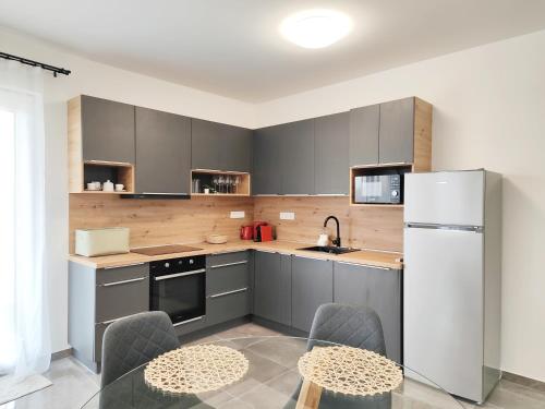 Royal Lakeside Apartment 8360 Keszthely, 6 Vitorlás sétány kép - 3