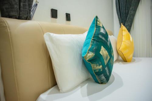 Lova arba lovos apgyvendinimo įstaigoje D'Reserve Luxury Apartment Sagamu
