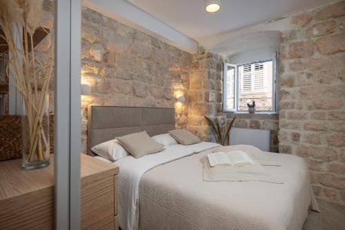 MIRABILIS, luxury studio apartment, Dubrovnik Old Town