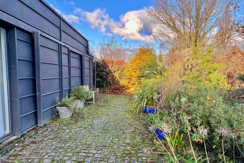 Photo de la galerie de l'établissement Maison d’architecte 5 p sur les rives du Jaudy, à Langoat