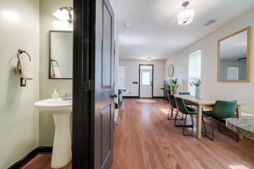 Fotografie z fotogalerie ubytování Tupelo Honey - 6 BR, Sleeps 16+ v destinaci Savannah