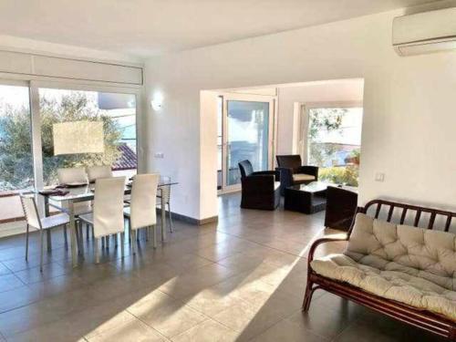 Amplio apartamento con jardín en Almadrava