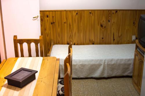 Postel nebo postele na pokoji v ubytování Departamento en peatonal frene al mar