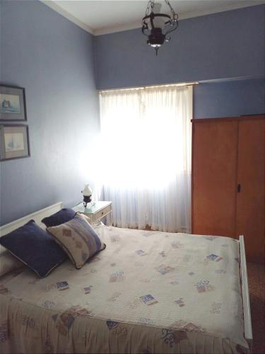 Postel nebo postele na pokoji v ubytování Departamento en peatonal frene al mar