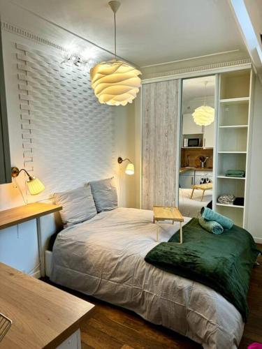 Champs-Elysées - Suite for 2 people