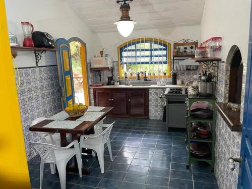 Η κουζίνα ή μικρή κουζίνα στο Sitio Imperial Búzios