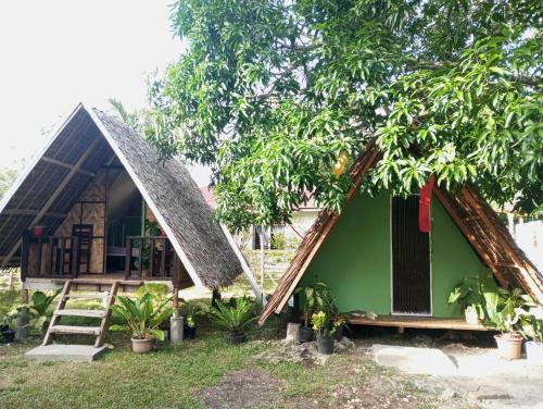 Taman di luar Lagkaw Dos in Lagkaw Homestay