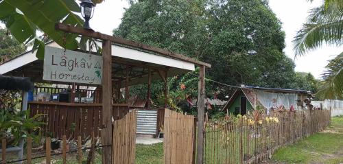 Taman di luar Lagkaw Dos in Lagkaw Homestay