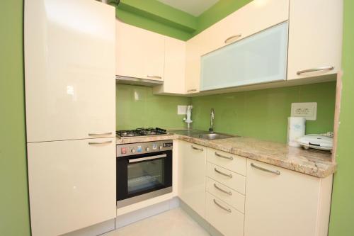 Apartments with parking space Opric, Opatija - 7744