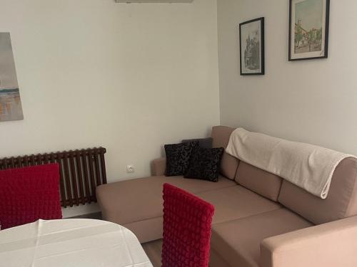 Apartments with parking space Zadar - 22262