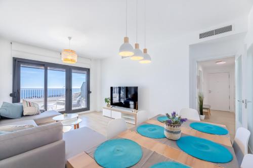 VB Encinar 3BDR Apt Sea Views