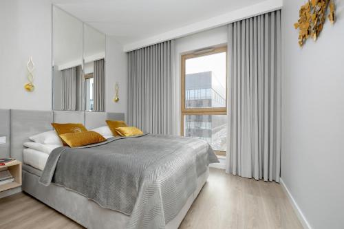 Foto Mokotów Stylish Apartment with Parking & Balcony by Renters Prestige 2