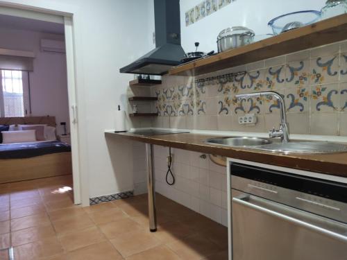 Kjøkken eller kjøkkenkrok på Triana Casa Carmela. 100% Accesible