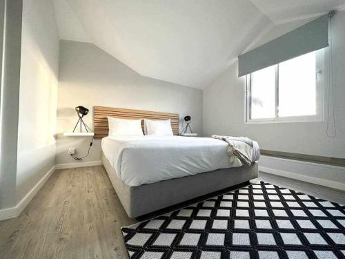 Pena Apartments - C by Mth