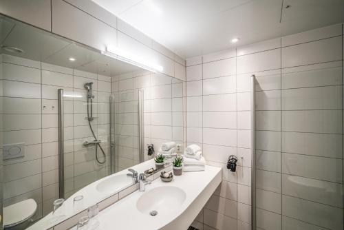Ένα μπάνιο στο Valldal Fjordhotell - by Classic Norway Hotels