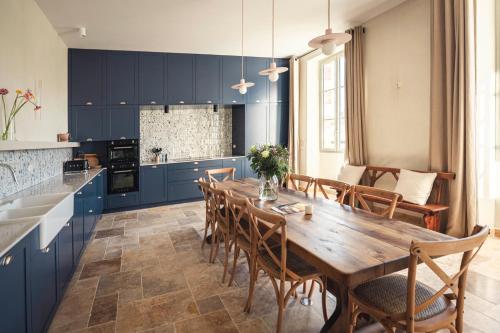 Η κουζίνα ή μικρή κουζίνα στο Maison La Grande Ourse