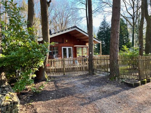 Vakantiechalet voor 4 plus 2 met saunaにある庭